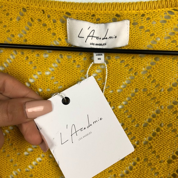 L’Academie Jacqueline Tie Front Crop Top Yellow XS - Picture 3 of 7